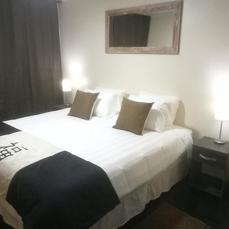 Apartamentos Santiago Centro R&M Bagian luar foto
